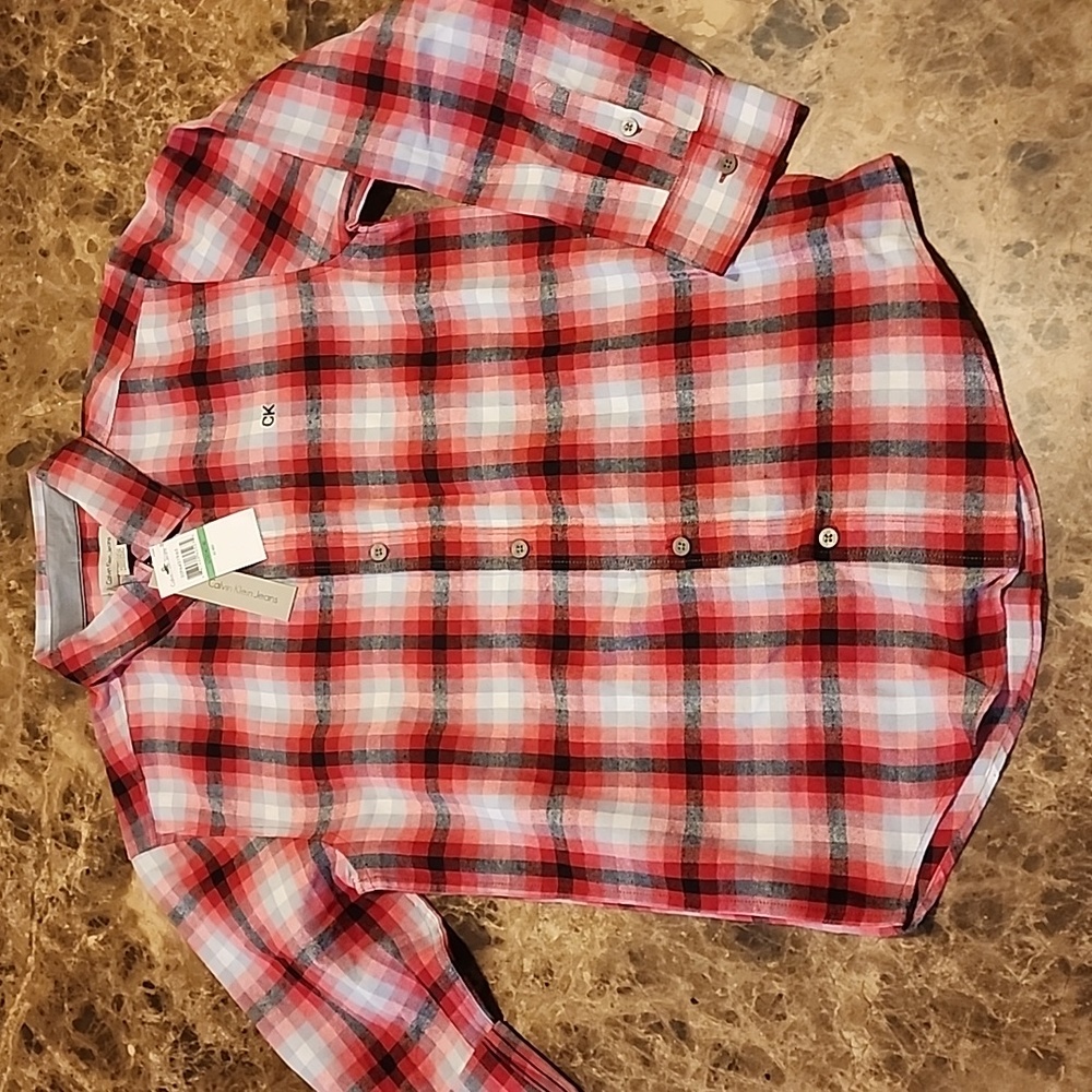 NWT Calvin Klein Button-down Long Sleeve Boys Size L (14-16)